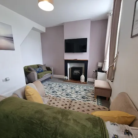 Sycamore Cottage, Western Lakes Bolthole With Views Across The Fells *