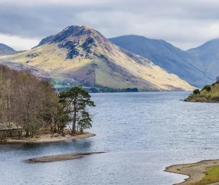 Feriehus Sycamore Cottage, Western Lakes Bolthole With Views Across The Fells
