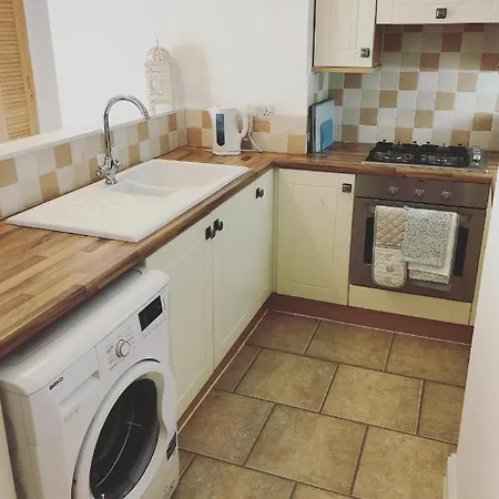 Sycamore Cottage, Western Lakes Bolthole With Views Across The Fells *