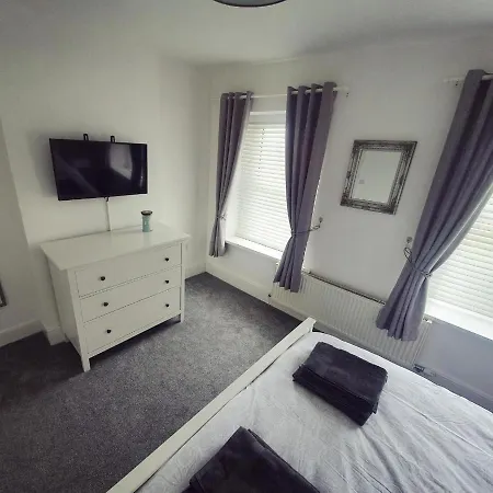 Sycamore Cottage, Western Lakes Bolthole With Views Across The Fells *